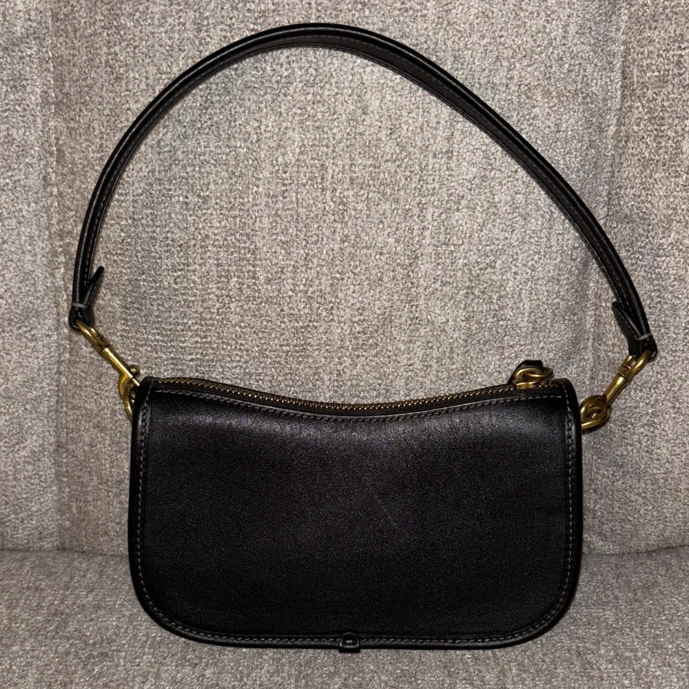 Coach Swinger Bag 20 In Black - Picture 2 of 7